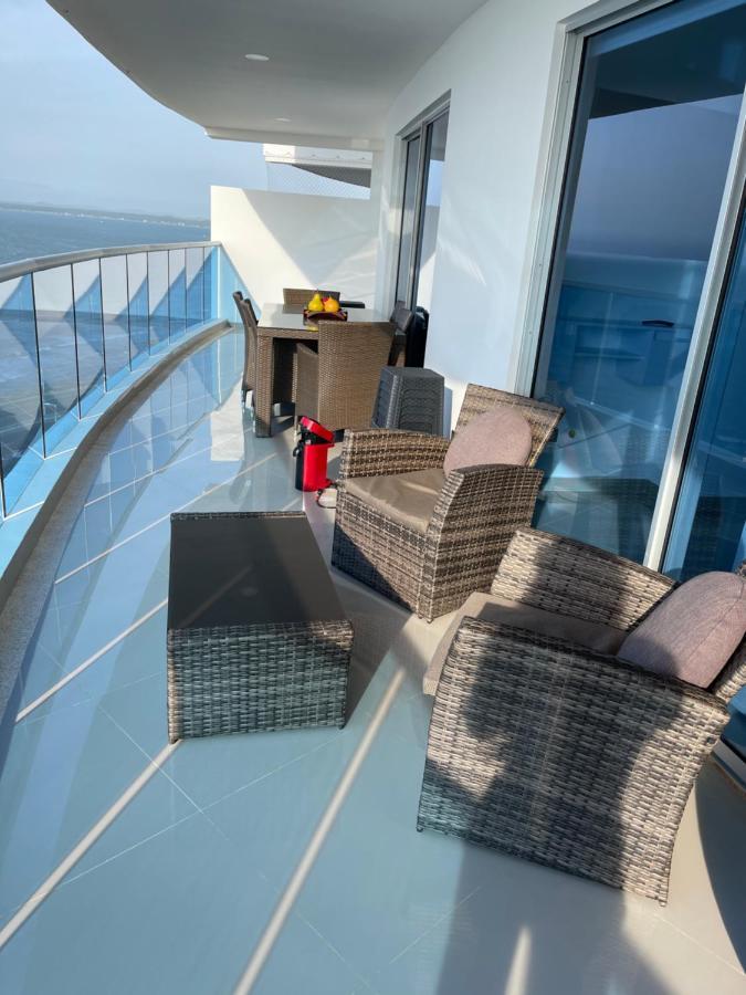 Penthouse Apartment *